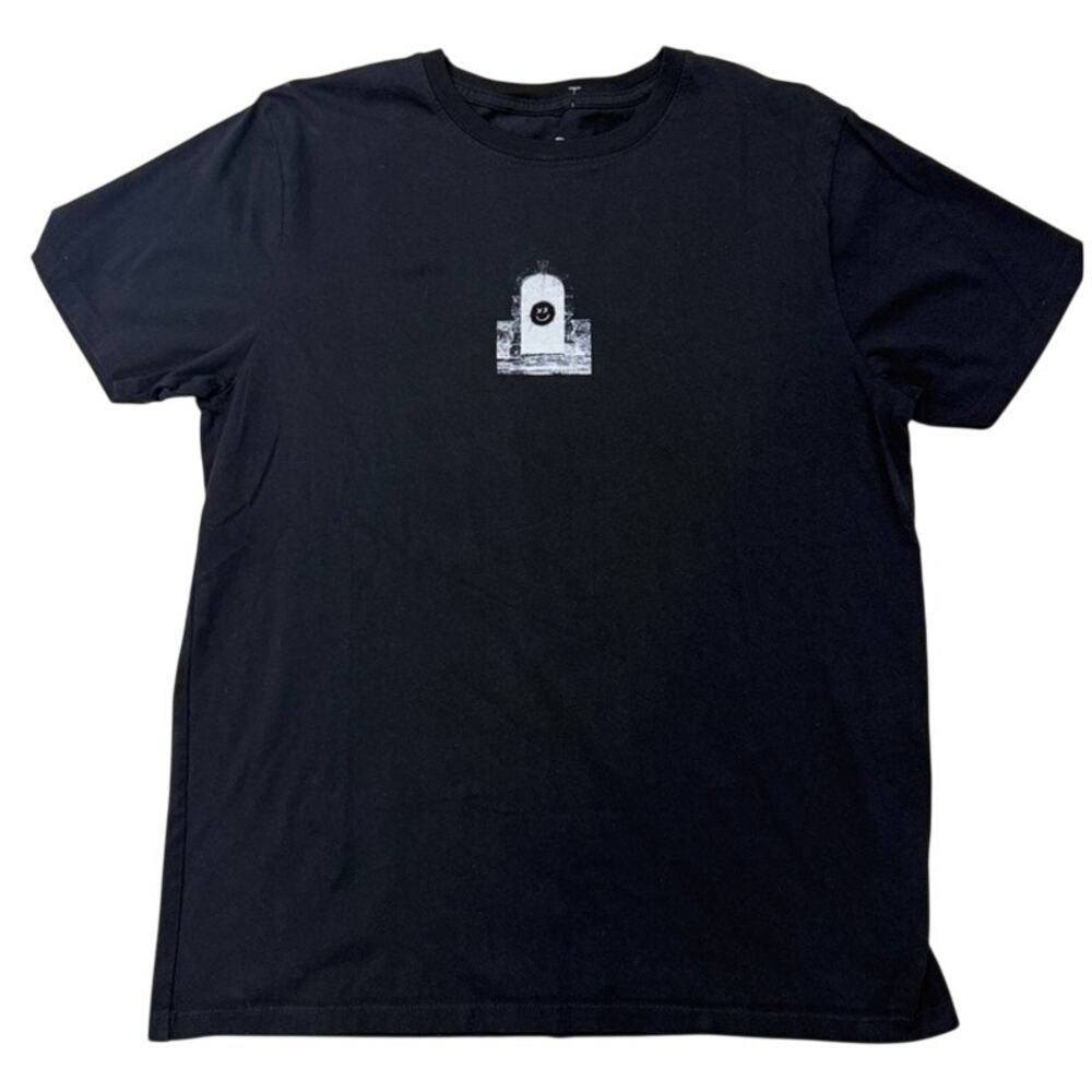 Louis Tomlinson black smiley face grave shirt art One Direction Size Large